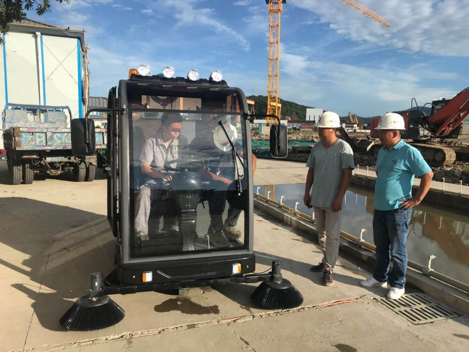 锡林郭勒盟龙泉市清扫车