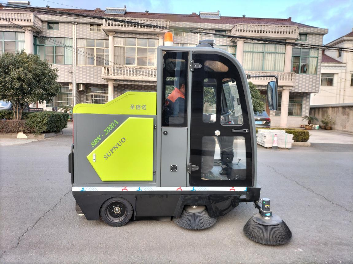 锡林郭勒盟龙马清扫车